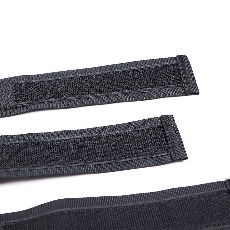 FETYSZ OHMAMA - NYLONOWE KAJDANKI I KOŁNIERZ