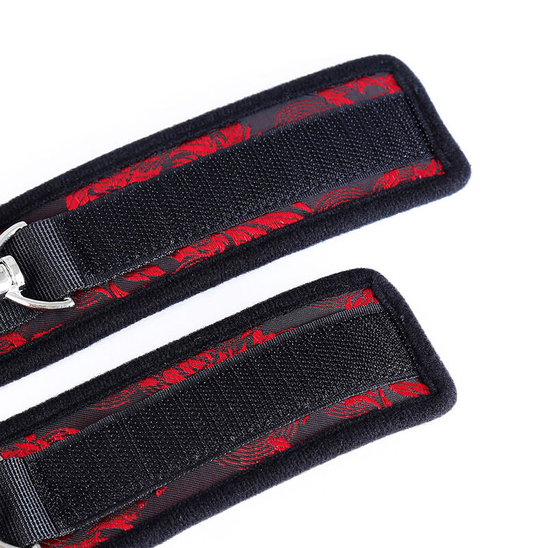 OHMAMA FETISH - SCANDAL Kajdanki na nadgarstki