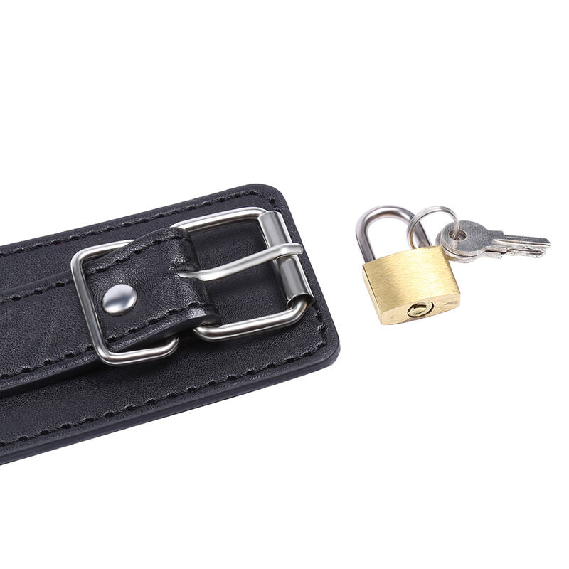 FETYSZ OHMAMA - KARABINEK NA NADGARSTKI Z BLOKADĄ O-RING