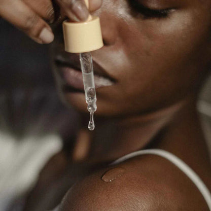 BIJOUX - NIEDYSKRETNE, REWITALIZUJĄCE KROPLE DO MASAŻU INTYMNEGO