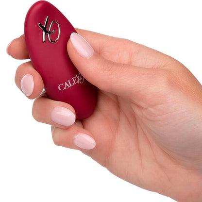 CALEXOTICS - MASAŻER RIDER Z PODWÓJNYM SILNIKIEM I PILOTEM CZERWONYM