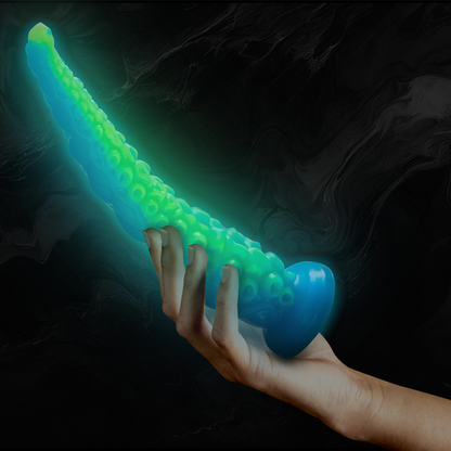 EPIC - SCYLLA FLUORESCENCYJNY CIENKI MACKOWY DILDO DUŻY ROZMIAR