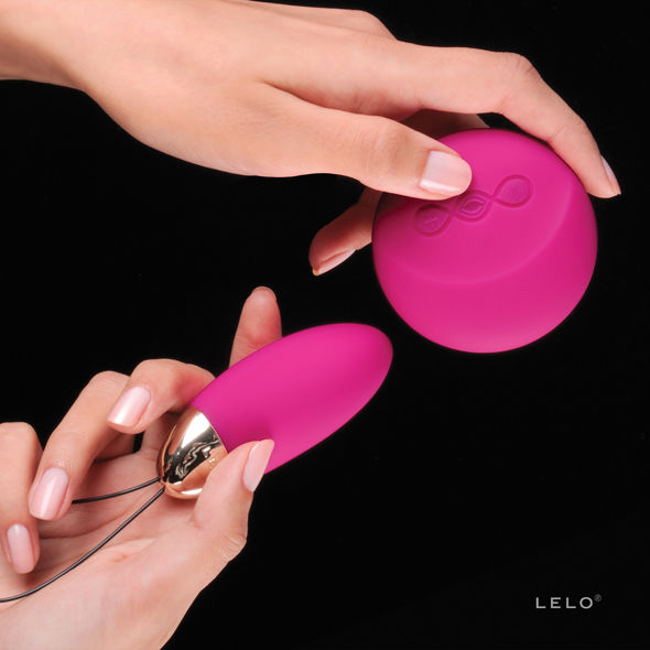 LELO - LYLA 2 INSIGNIA DESIGN EDITION FUCHSIA MASAŻER JAJECZNY